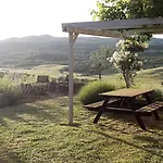 Timignano Apartament *